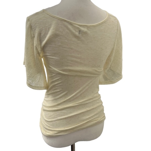 Daytrip Medium womens cream flowy sleeve top - Picture 3 of 8